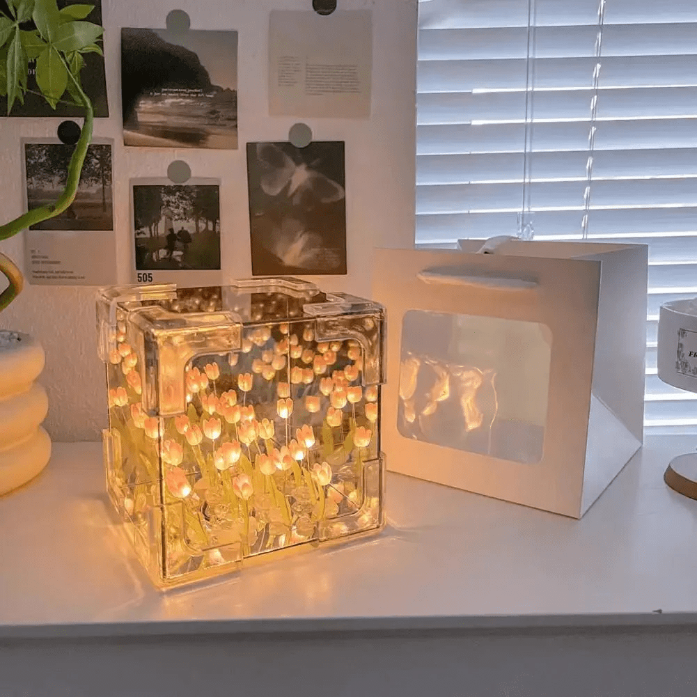 Infinite Tulip Lamp