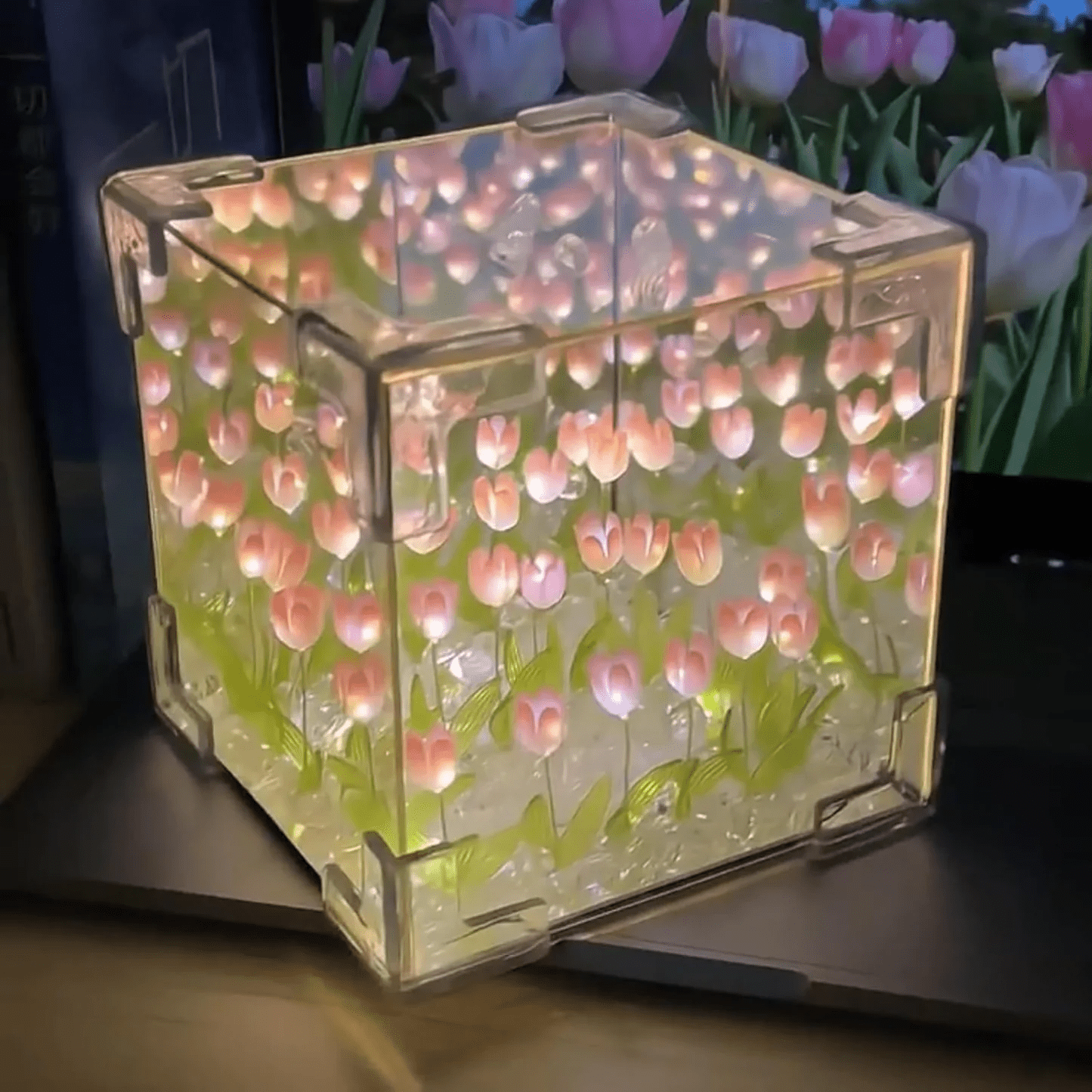 Infinite Tulip Lamp