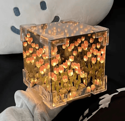 Infinite Tulip Lamp